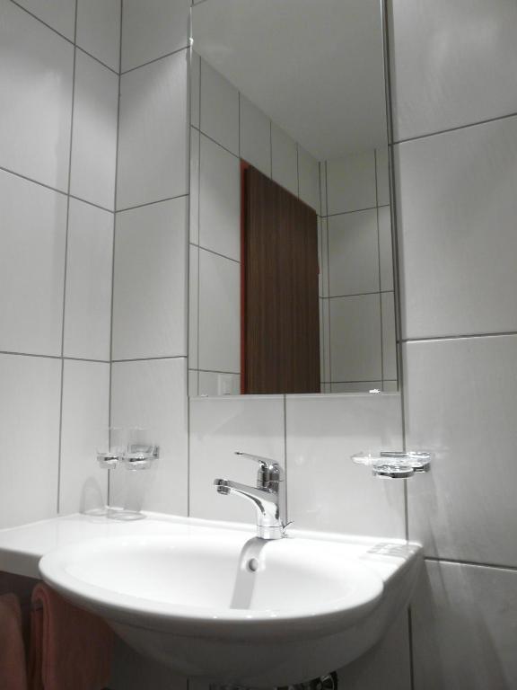 Hotel Garni Domino Saas Fee Chambre photo